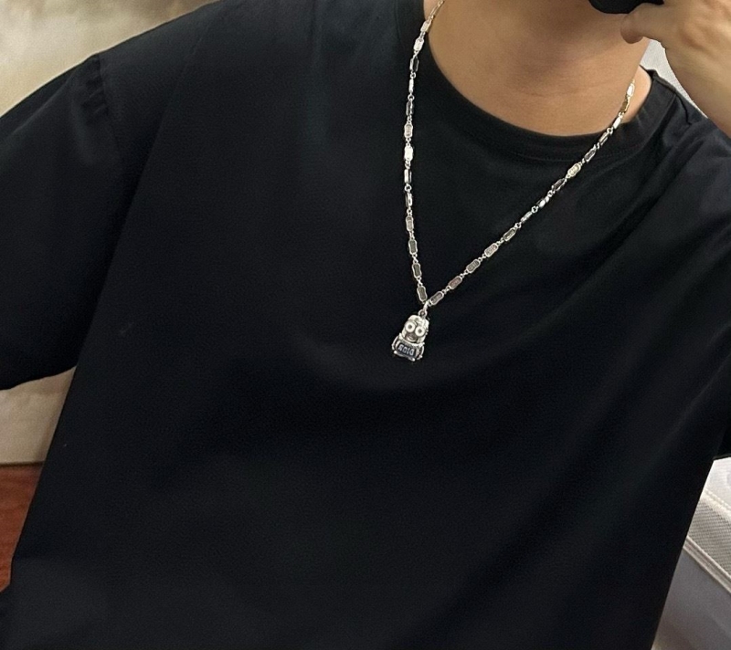 chr1st1an D10r necklaces